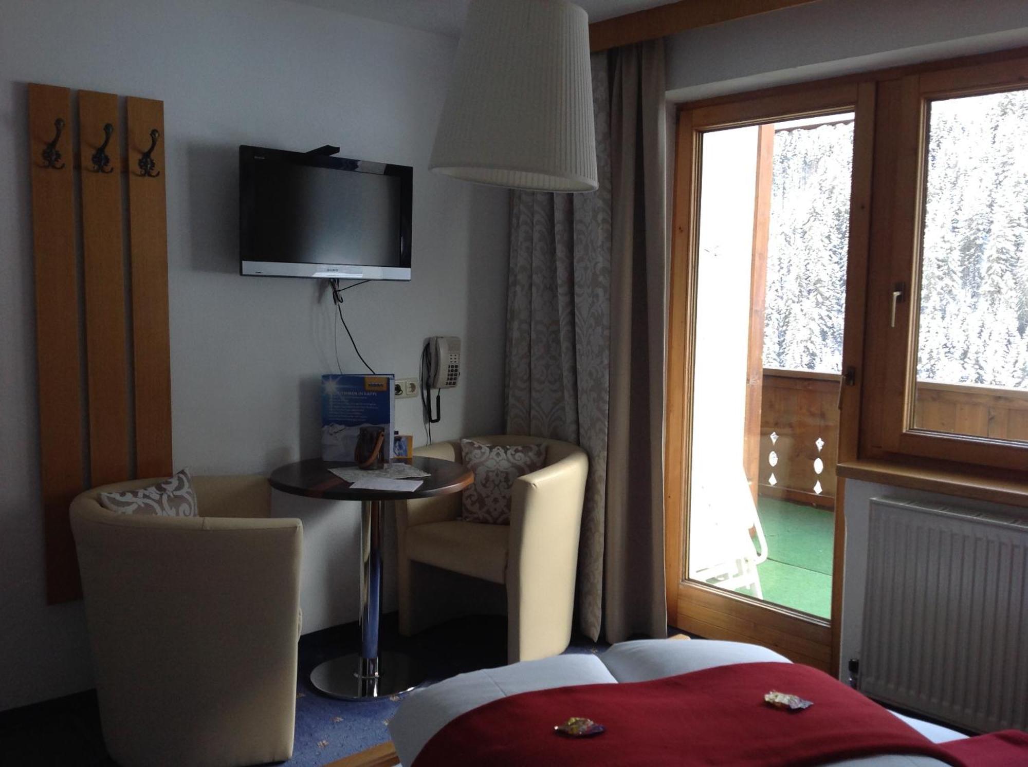 Tschatscha Nova Kappl  Room photo